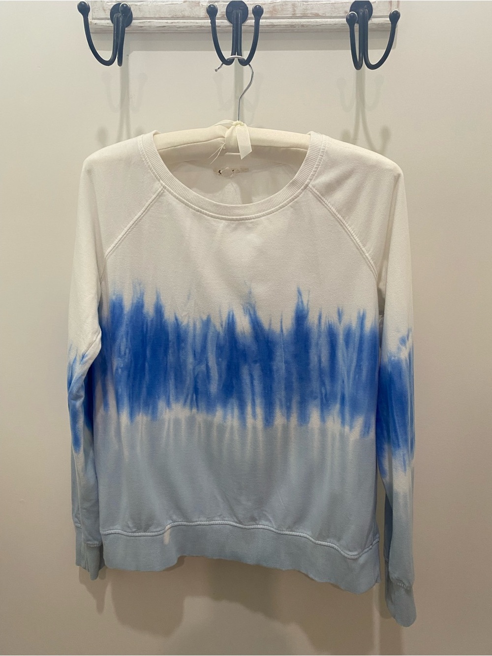 Jane and Delancey White and Blue Tie-Dye Crewneck Sweater
